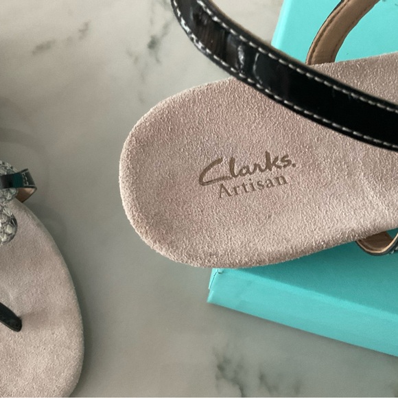 Clarks Artisan  Sandals Sz 7 NWT - Picture 11 of 12